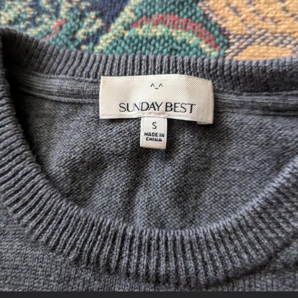 100% Merino Wool Cropped Grey Sweater - Picture 2 of 4